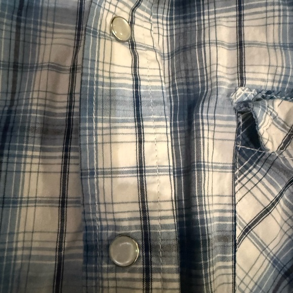 Aeropostale Men's Casual Blue and White Checkered Shirt - Picture 3 of 4